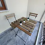- Santa Rita *