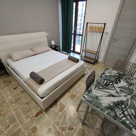 - Santa Rita Guest house *